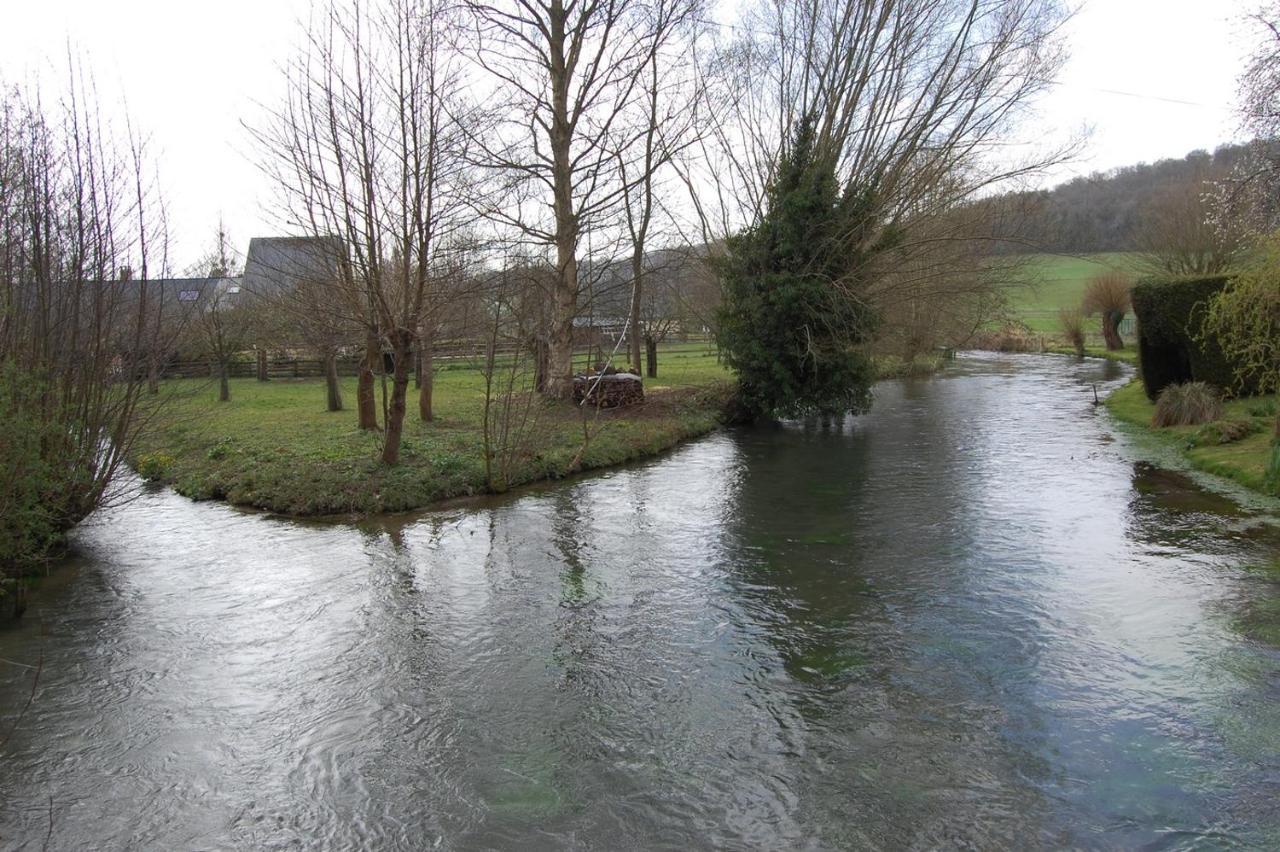 Le Petit Gite De La Varenne Saint-Hellier Exteriér fotografie